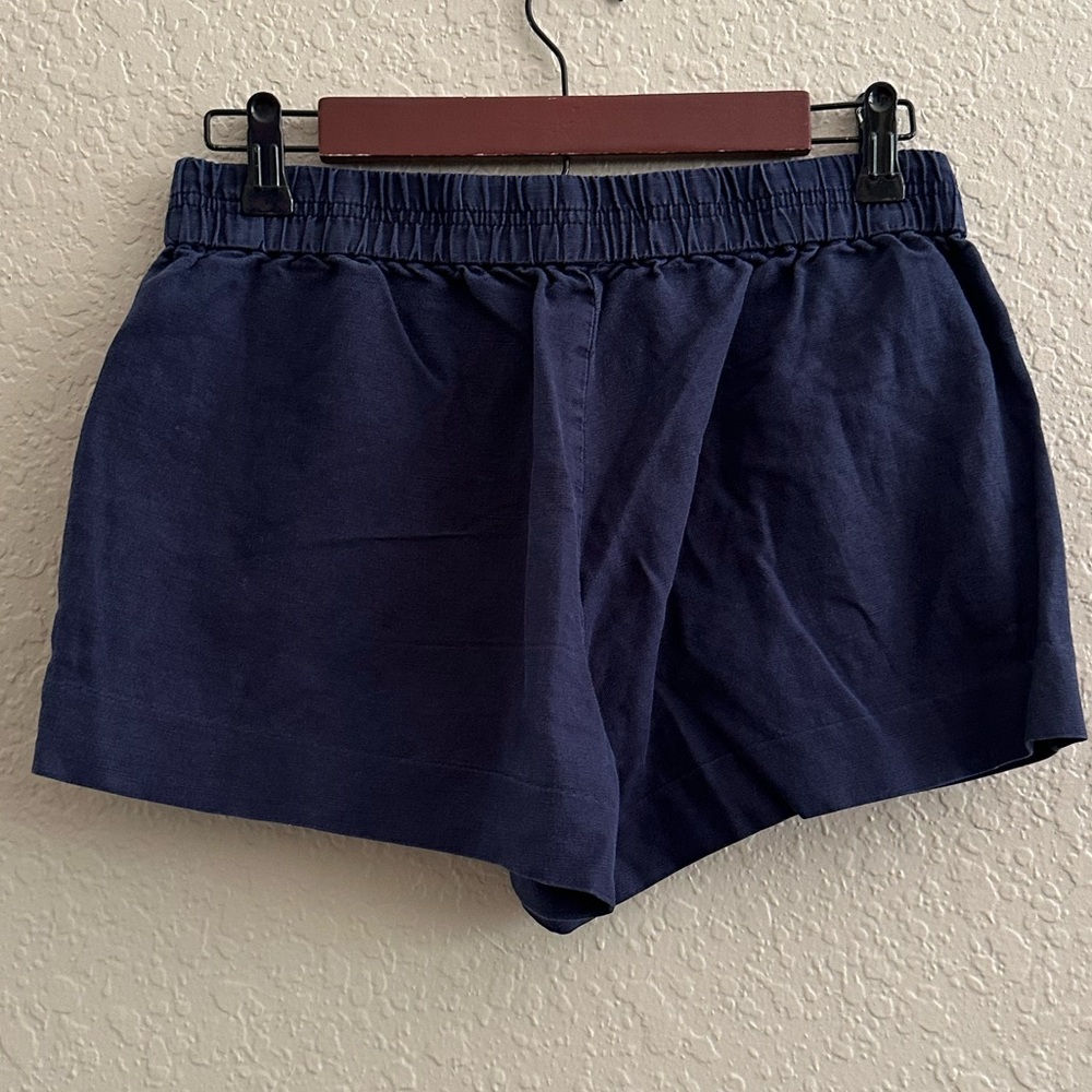Donated—-🌻$3 with any bundle🌻
 j Crew Navy Shorts - Picture 3 of 3